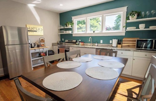 Roanoke House | Roanoke Speakeasy: Downtown Charm near Greenways