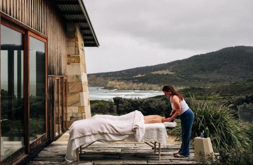 Tasman Peninsula House | Roaring Beach House