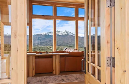 Missouri Heights House | Roaring Fork Valley Mountain Retreat: Hot Tub, Cold Plunge & Sauna