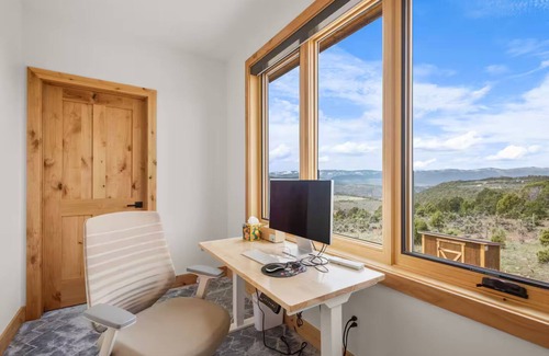Missouri Heights House | Roaring Fork Valley Mountain Retreat: Hot Tub, Cold Plunge & Sauna