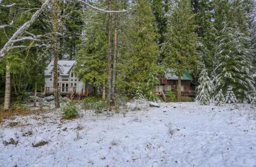 Mount Hood Village House | Roaring River Retreat