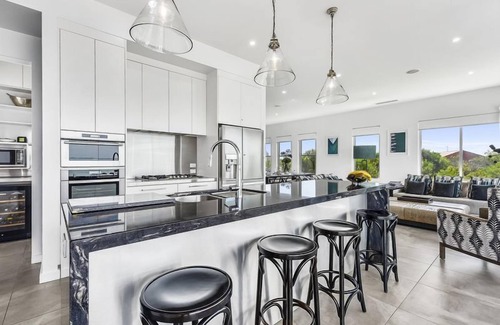 Waterhouse House | Robe Beach House Central