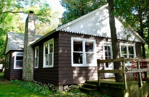 Idlewild Cottage | Robertson's Cottages; Door County Waterfront Resort/Pineaire Home, Dog Friendly