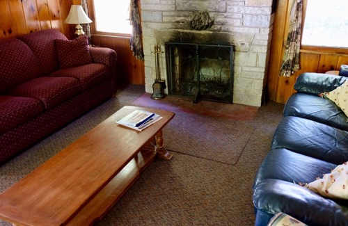 Idlewild Cottage | Robertson's Cottages; Door County Waterfront Resort/Pineaire Home, Dog Friendly