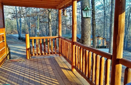 Franklin Cabin | Robin Cabin - Big Bear Cabin Rentals 2 Bedroom/1 Bath Vacation Rental
