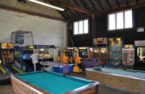 Lenhartsville Other | Robin Hill Camping Resort Premium Cottage 12