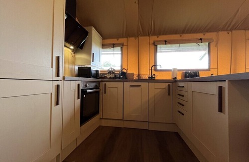 Tenby RV Rental | Robin Hood Safari Tent