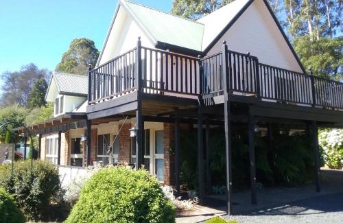 Wilmot Bed & Breakfast | Robin's Nest B&B