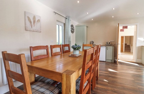 Ross-on-Wye Cottage | ROBIN'S REST, pet friendly in Gorsley