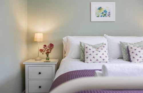 Ampleforth House | Robins Cottage - Beautiful North Yorkshire Stone Cottage