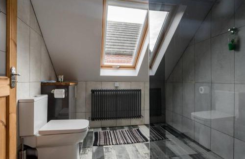 Frampton Apartment | Robins Nest - A great place to Explore!