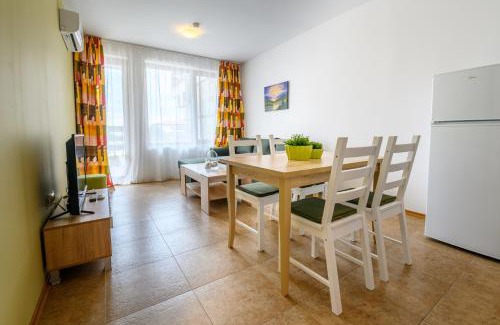 Elenite Apartment | Robinson Beach Apartments