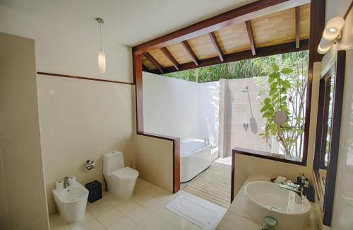 Funamadua Resort | ROBINSON MALDIVES - Adults only
