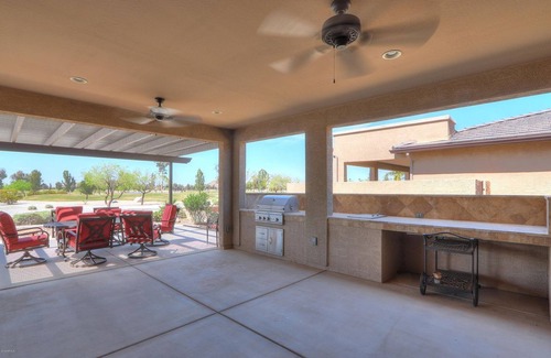 Eleven Mile Corner House | Robson ranch luxury 3 bed 2.5 bath private retreat
