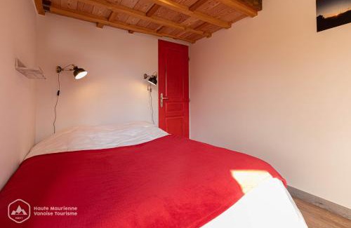 Lanslevillard Apartment | Roc de Burel