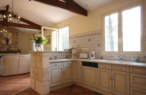 Lussas-et-Nontronneau Cottage | Roc de Montcheuil