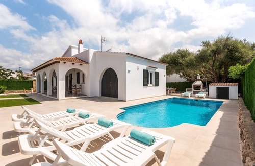 Cala'n Bosch Villa | Rocas