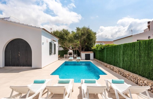 Cala'n Bosch Villa | Rocas