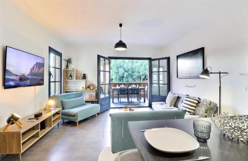 Patrimonio Apartment | Rocca Bella Escape by the Sea and Vineyards