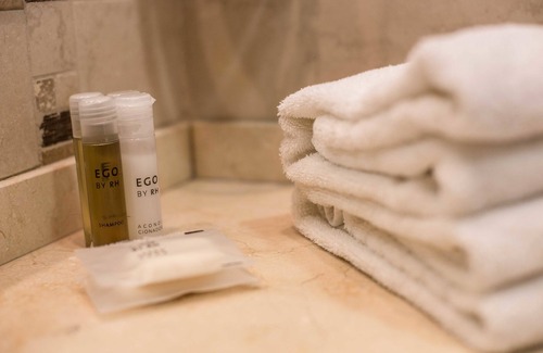 Macrozona Bahia Redonda y Primeros Faldeos Hotel | Rochester Calafate