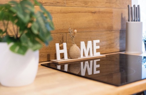 Wainscot House | Rochester Retreat - Charming 3 Bedroom House