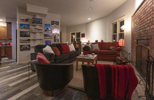 Brevard House | Rock Bridge Villa
