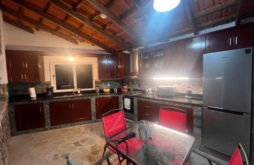 Barlavento Islands House | Rock cabin Campside