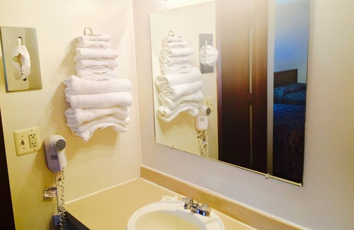 Minneapolis Hotel | Rock City Motel