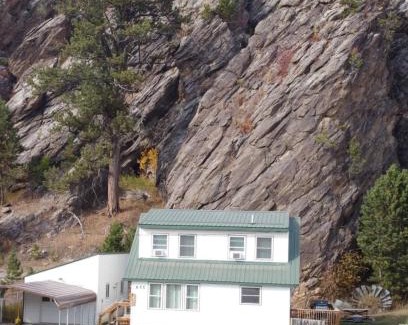 Custer House | Rock Face Lodge Custer SD