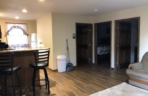 Weedville House | Rock Hill Cabins - Bear Den