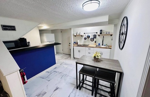 Independence House | Rock House Retreat *Freshly Renovated*