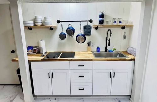 Independence House | Rock House Retreat *Freshly Renovated*