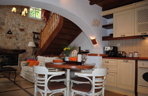 Platanias Town Villa | Rock House's Villa Melody, secluded with private pool and garden, very quiet!