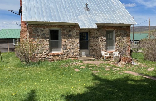Meeker Cabin | Rock House