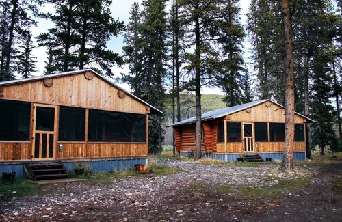 Rock Lake House | Rock Lake Lodge - Complete Lodge and 4 cabins all together as one package.