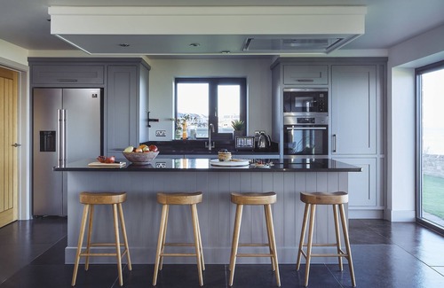 Craster Cottage | Rock Lobster - a family friendly that sleeps 8 guests in 4 bedrooms