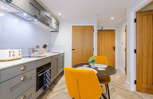 Stoney Middleton Apartment | Rock Mill | Deluxe 1-Bedroom Apartment