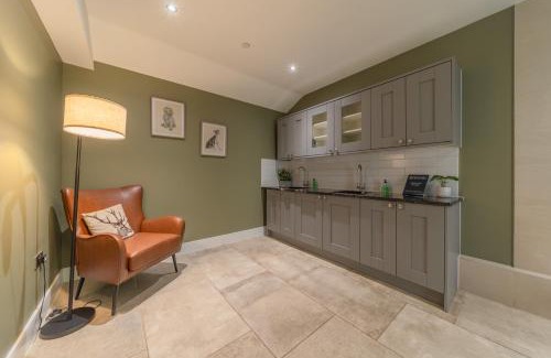 Stoney Middleton Apartment | Rock Mill - Deluxe 1-Bedroom Apartments