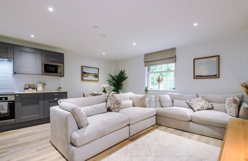 Stoney Middleton Apartment | Rock Mill | The Penthouse Suite