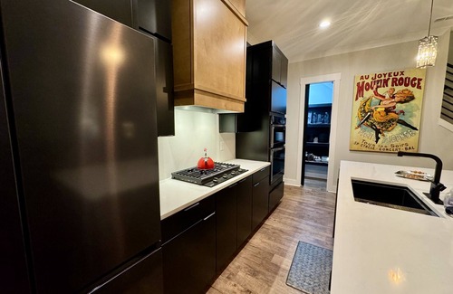 Hadley - Washington House | ROCK NASHVILLE. New home is less than 3 miles to Broadway, 2 miles to Mid Town.