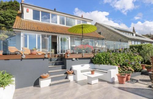 Seaton House | Rock Rose