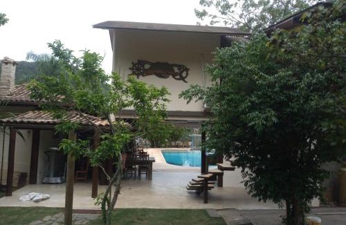 Araras House | Rock the Mountain in Granja Brasil Resort 1500m2