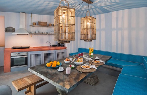 Emporio Villa | Rock Villa Myth: Stunning Sea and Castle Views/Historic Charm Await