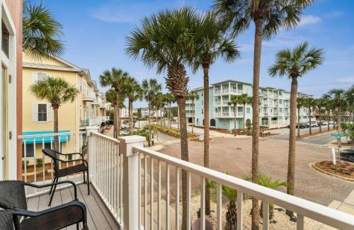Gulf Place House | Rockaway Beach