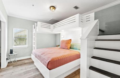 Gulf Place House | Rockaway Beach