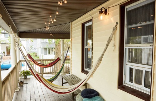 Queens House | Rockaway Retreat House