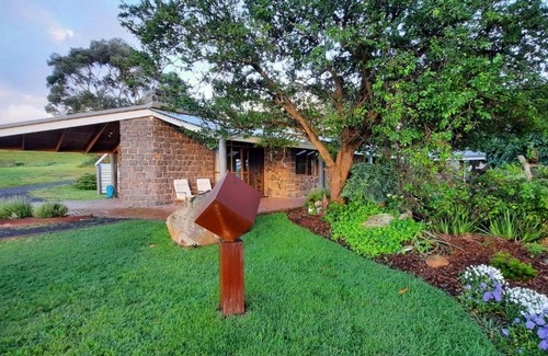 Ryanston Bed & Breakfast | Rockbank Retreat