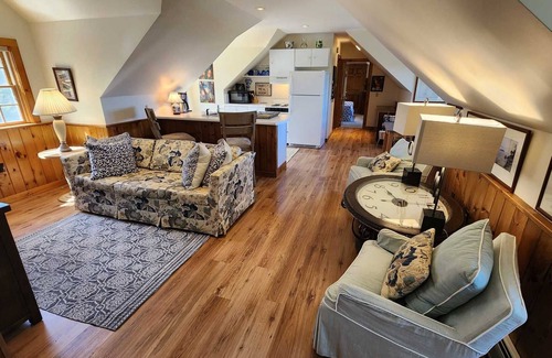 Hulls Cove Apartment | Rockbilt Cottage Loft-Cozy comfort with breathtaking views of Frenchmans Bay, 4 minutes to Acadia