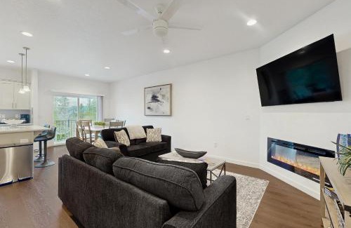 Eugene House | Rockcress Retreat