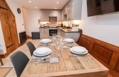 Hopton Castle Cottage | ROCKHILL FARM HAY BARN, pet friendly, with a garden in Clun
